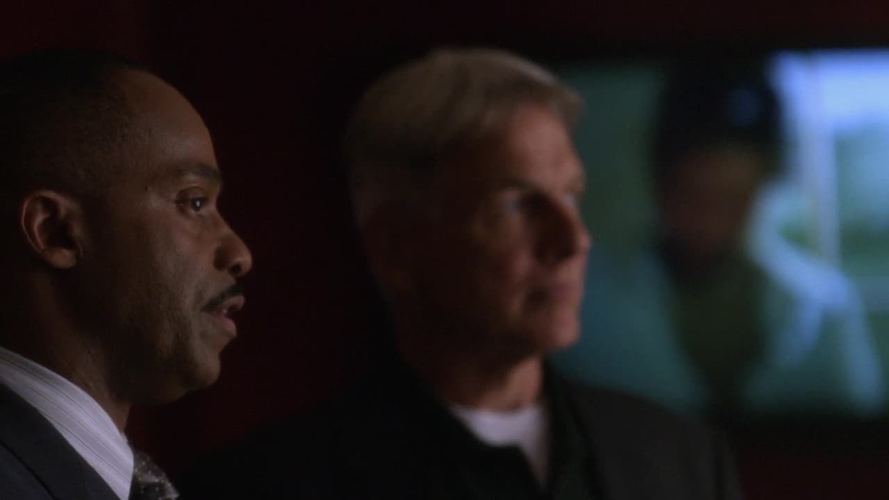 NCIS - Season 7 Episode 4 : Good Cop, Bad Cop