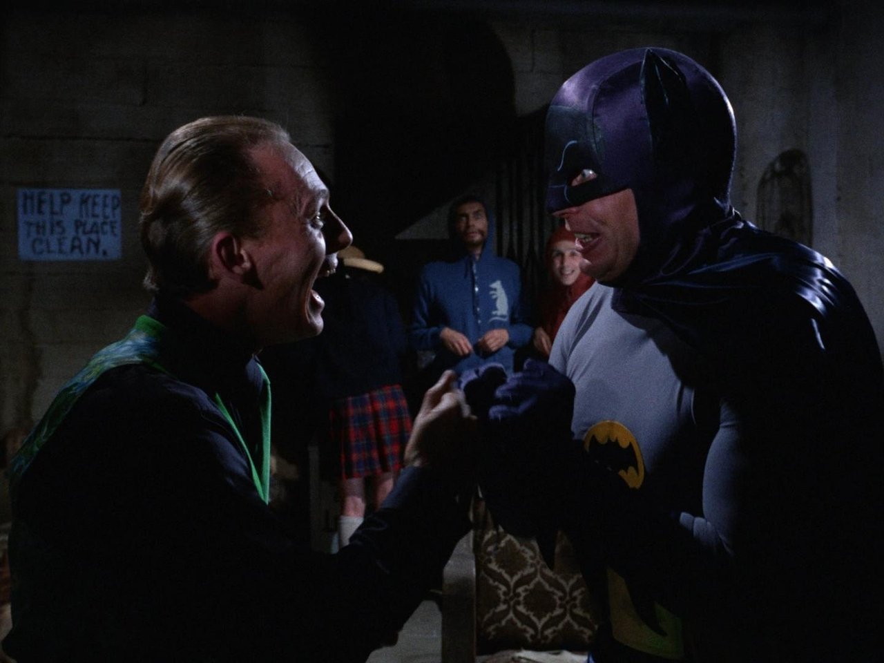 Batman - Season 1 Episode 12 : When the Rat's Away the Mice Will Play