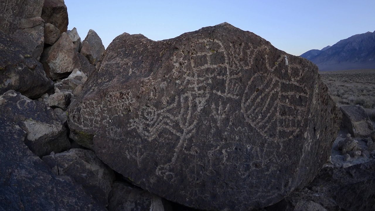 Ancient Aliens - Season 19 Episode 20 : The Top Ten Alien Petroglyphs