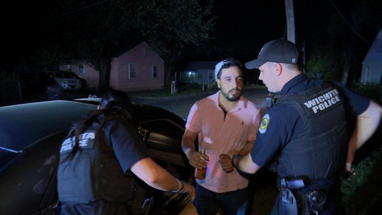 Cops - Season 37 Episode 15 : Cuff Enough to Run