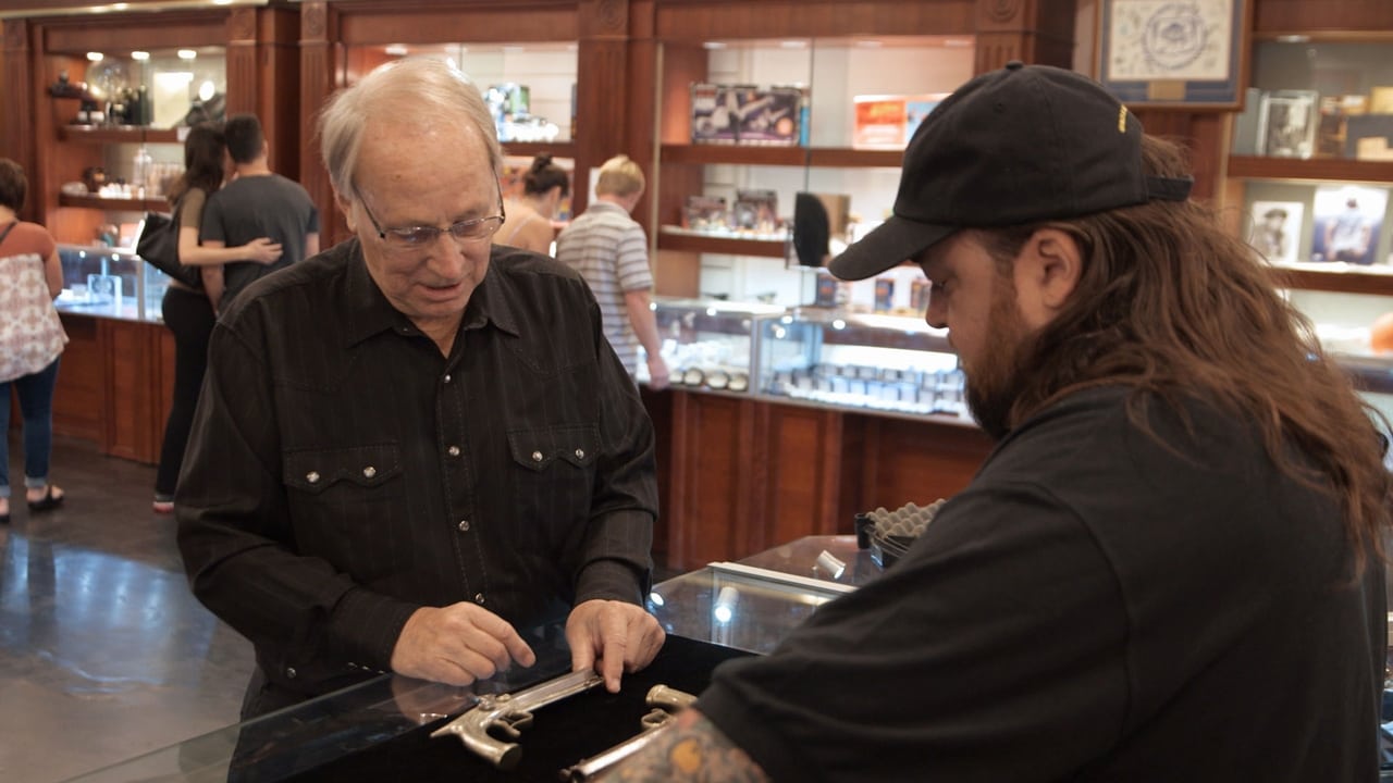 Pawn Stars - Season 14 Episode 15 : Lock Stock and Two Nickel Barrels