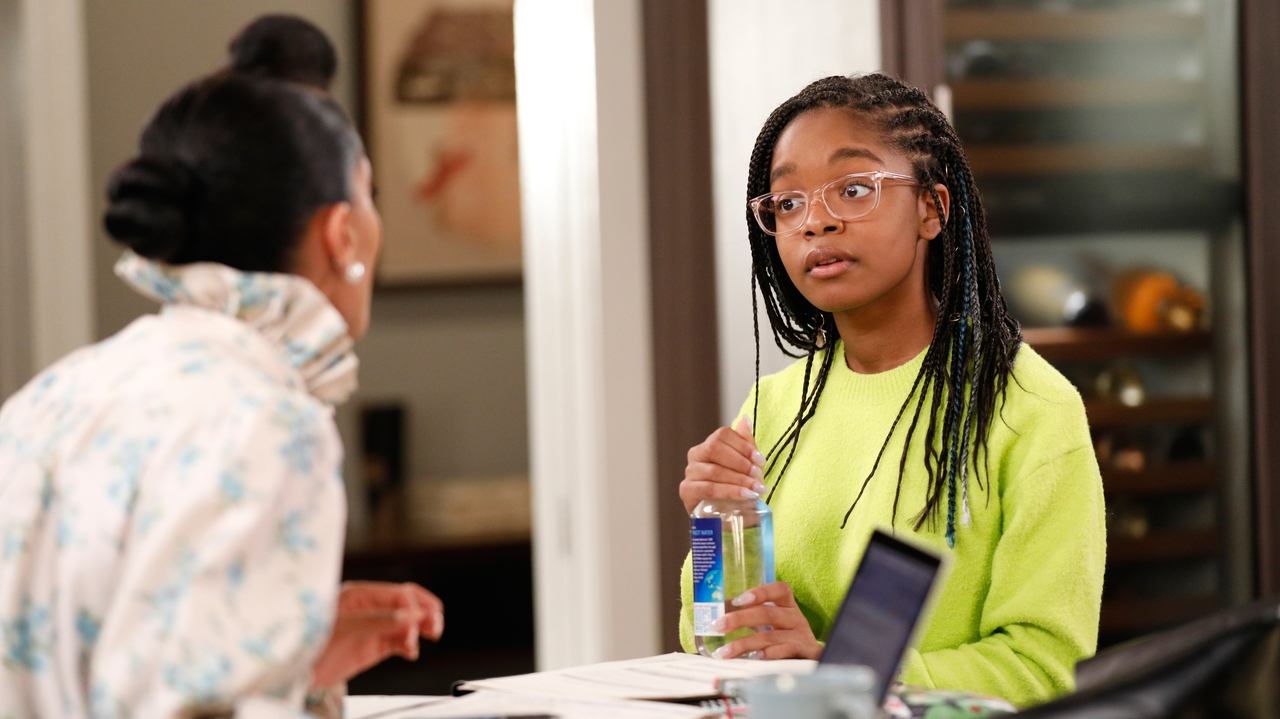 black-ish - Season 6 Episode 16 : Friendgame