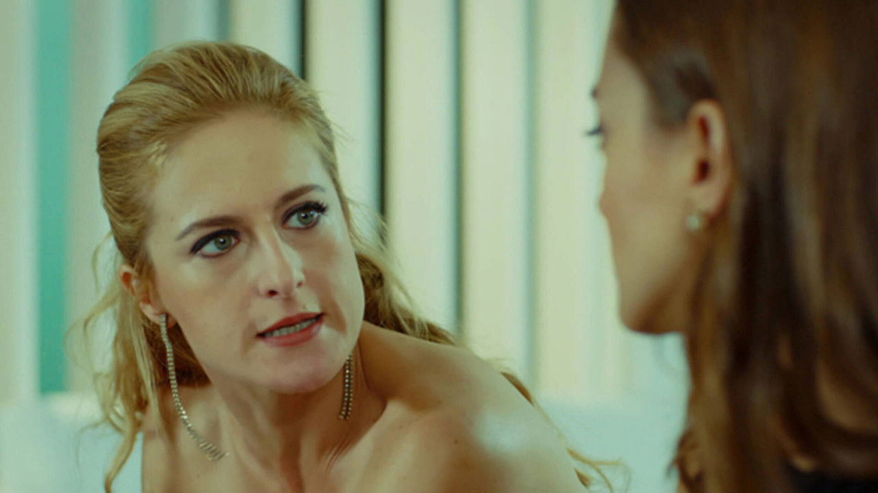 Güllerin Savaşı — Épisode 10