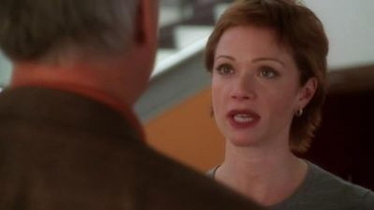 NCIS - Season 4 Episode 14 : Blowback