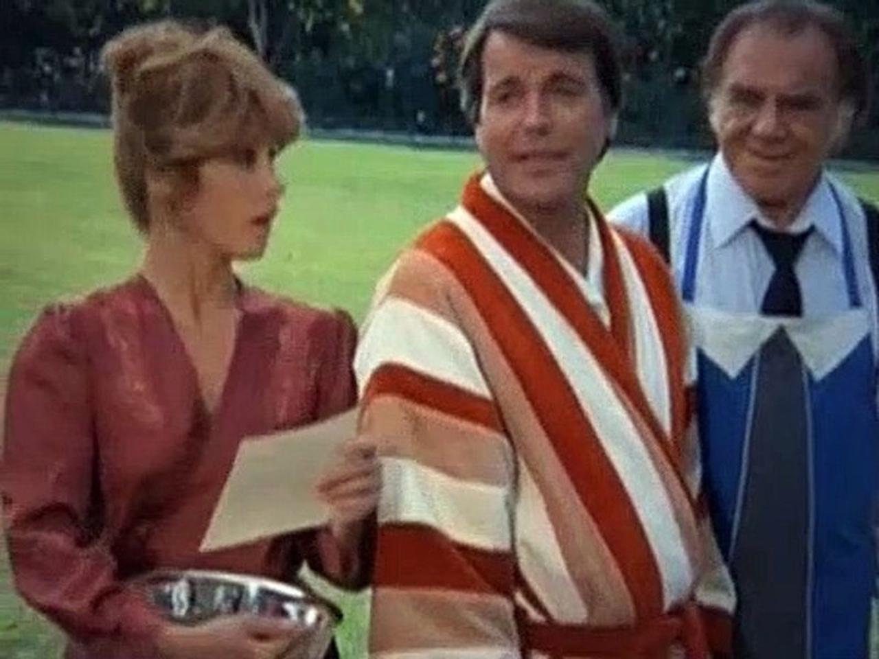 Hart to Hart - Season 3 Episode 1 : Harts and Flowers