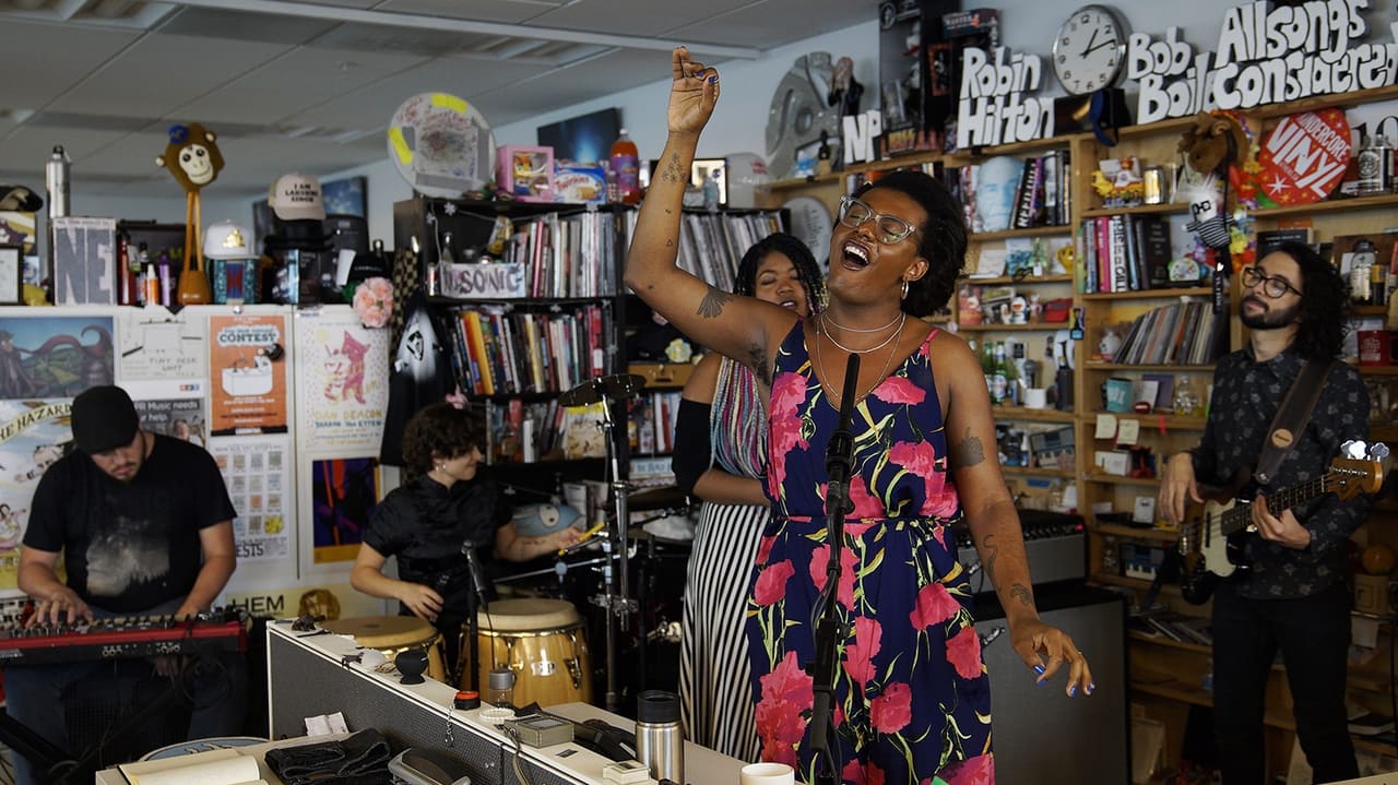 NPR Tiny Desk Concerts - Season 11 Episode 115 : Liniker e os Caramelows