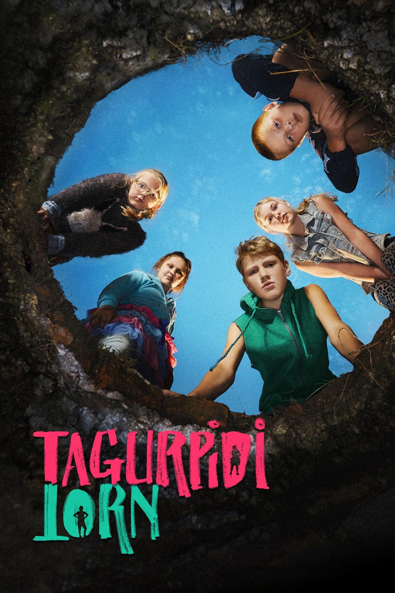 Tagurpidi torn poster