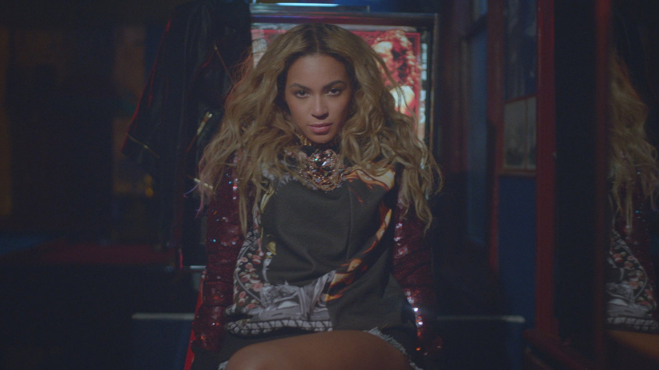 BEYONCÉ backdrop