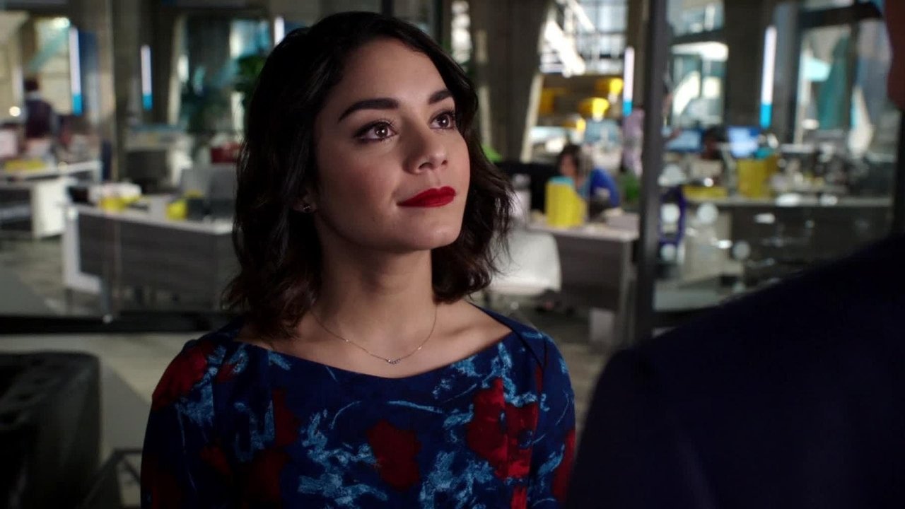 Powerless - Season 0 Episode 3 : Van of the Year
