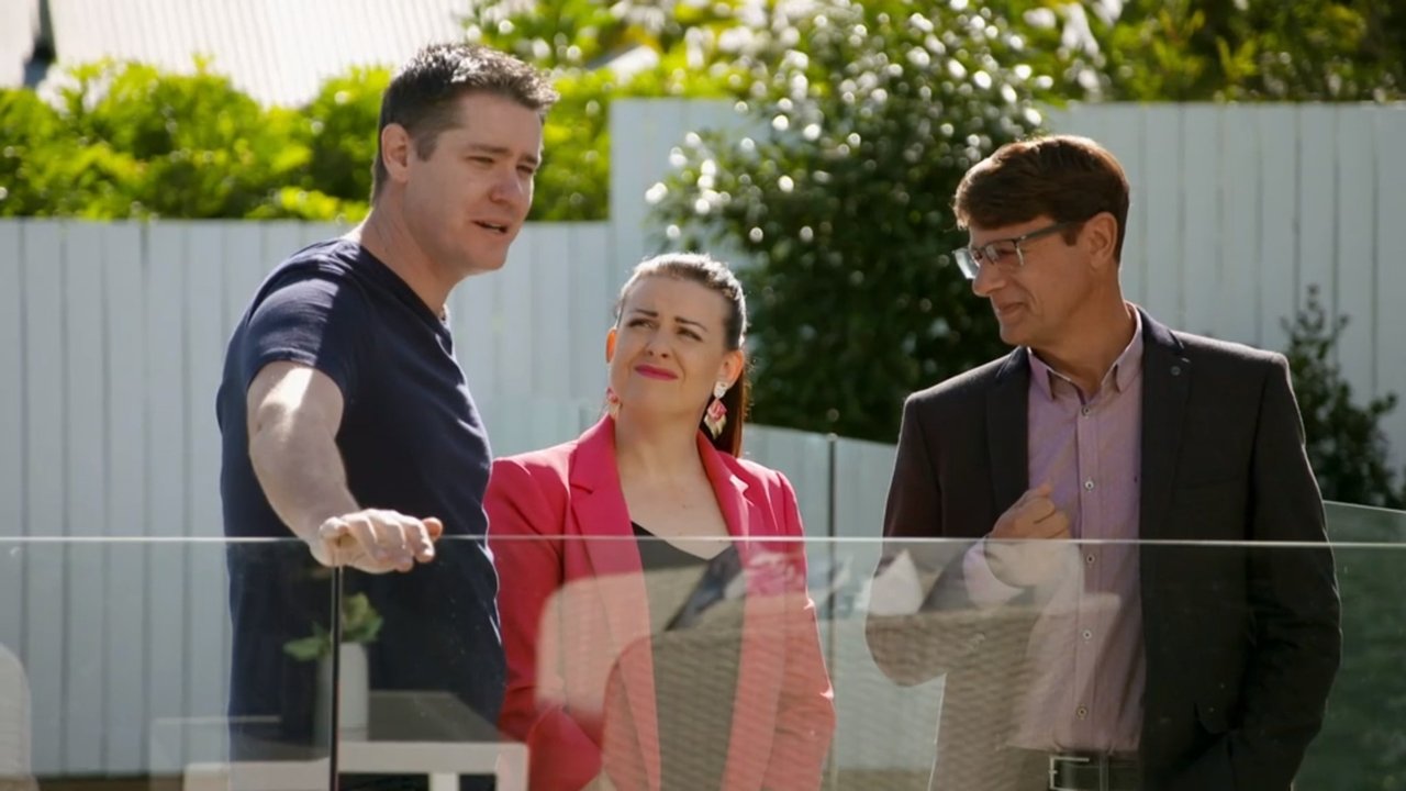 Love It or List It Australia - Season 3 Episode 1 : Greenslopes QLD