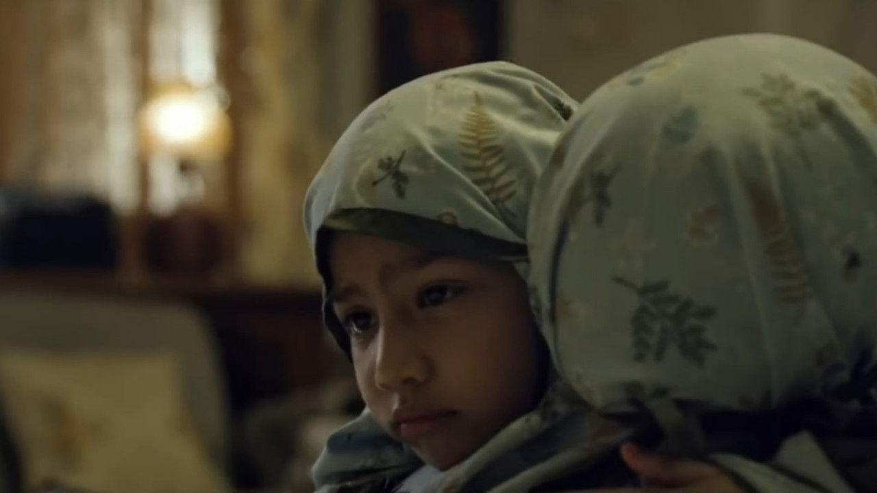 The Heartbreak I Choose backdrop