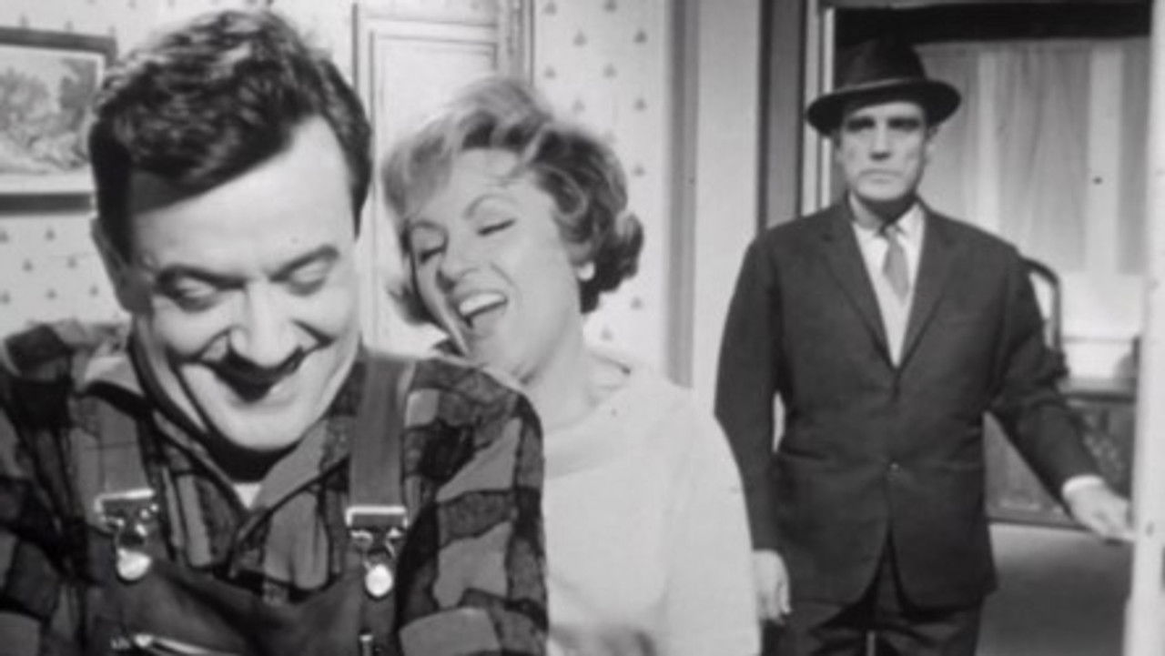 Quand on est deux — L'intrus