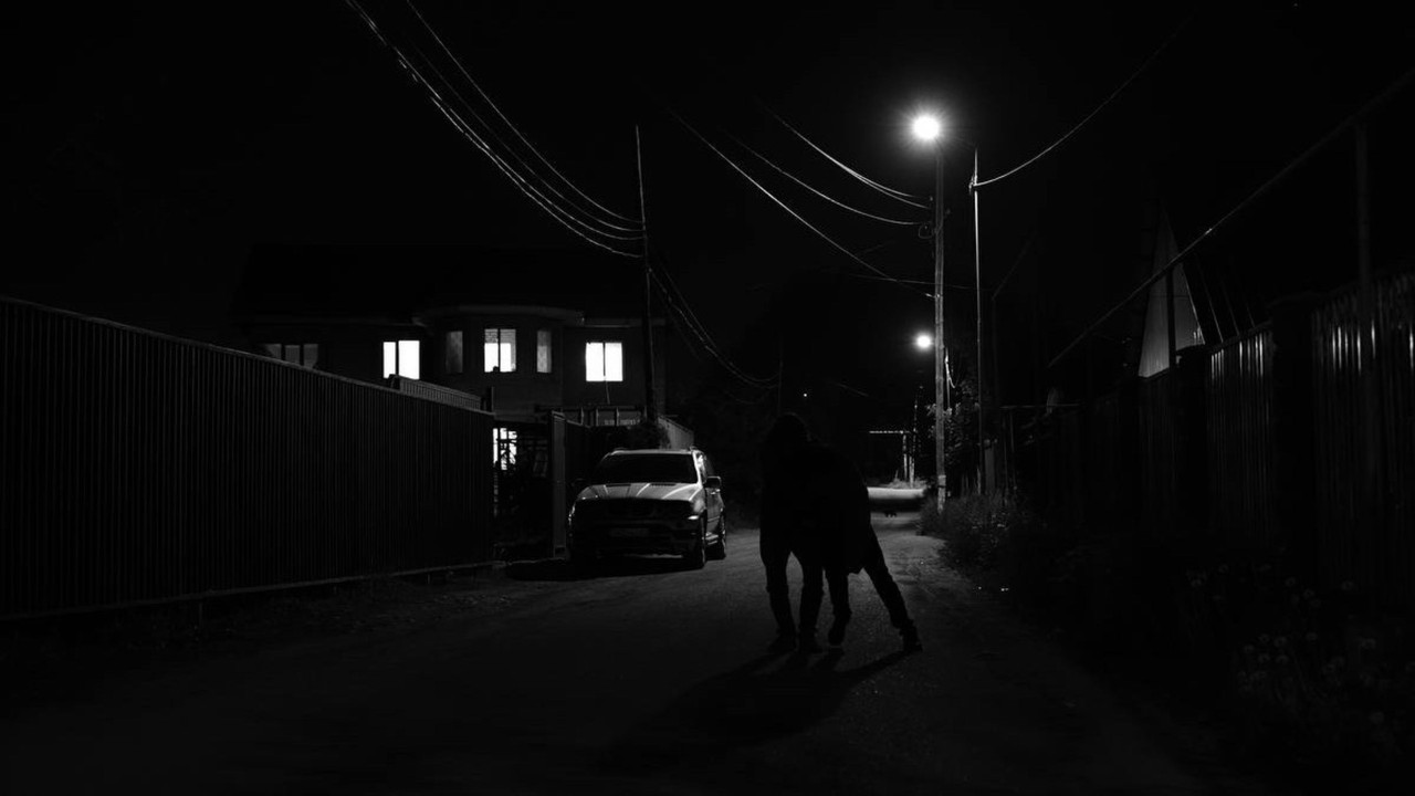 Walk in Silence still 6
