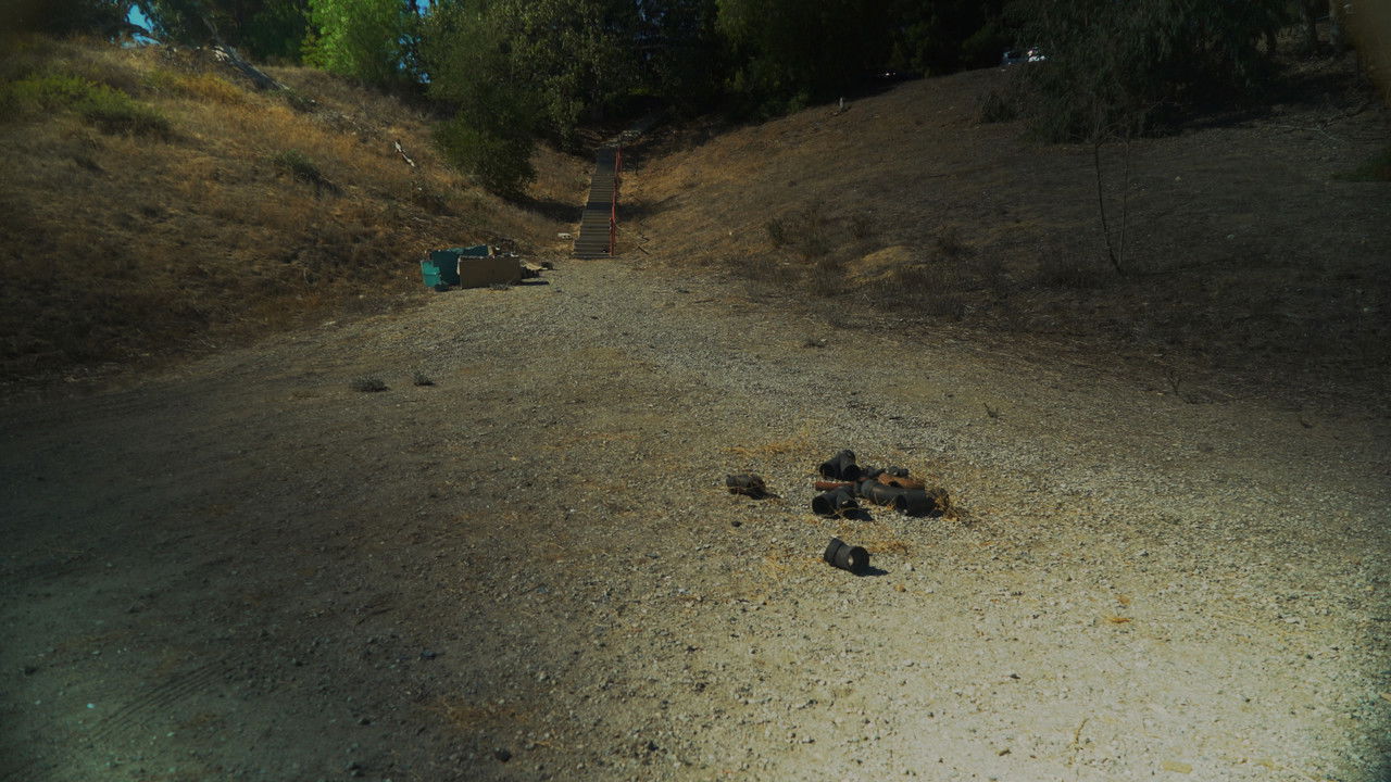 Hëna e plehrave/Valle e zjarrit backdrop