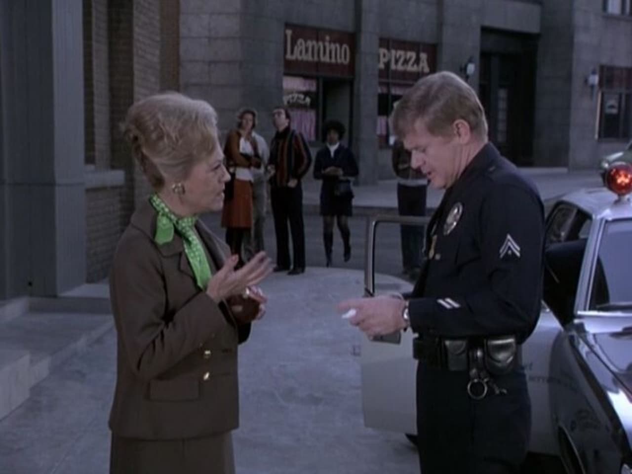 Adam-12 - Season 7 Episode 24 : Something Worth Dying For: Part 2