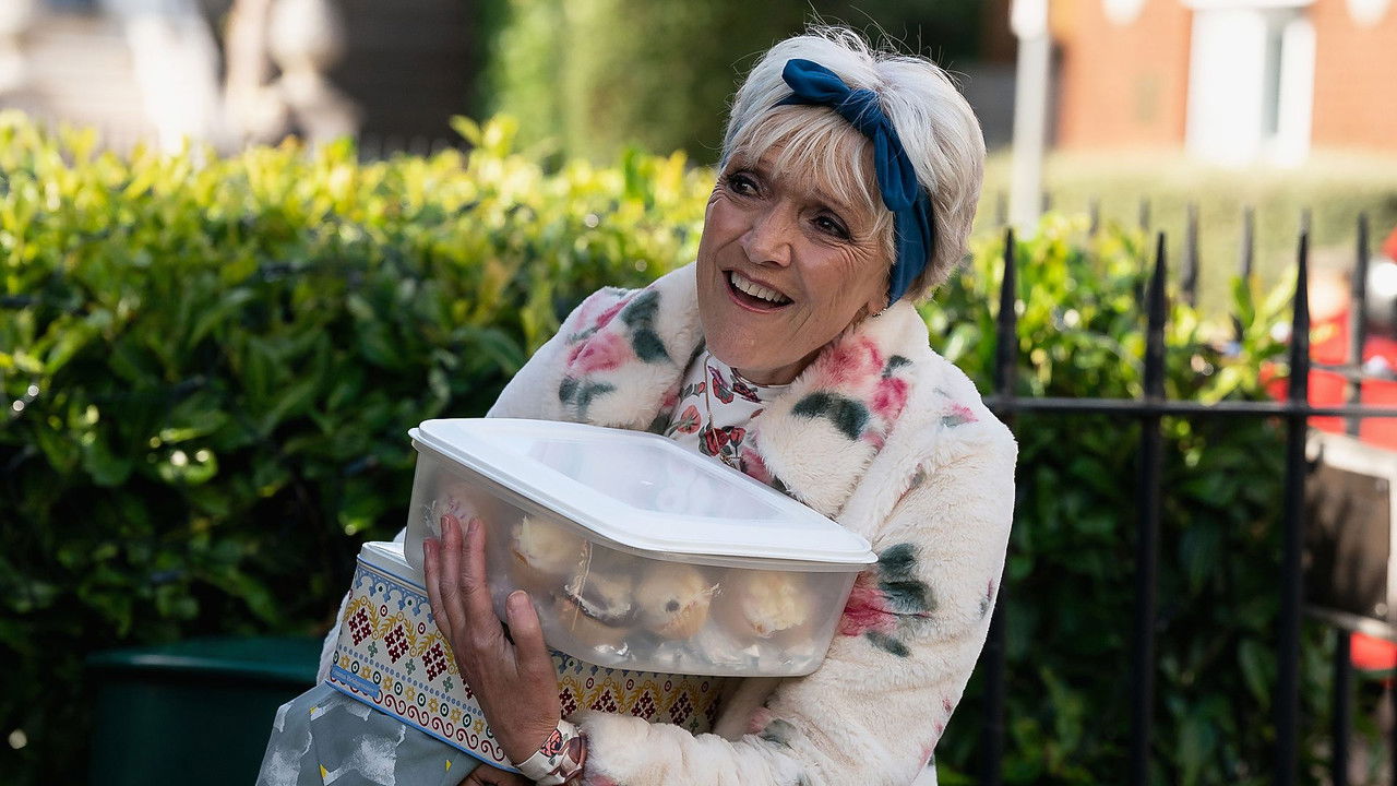 EastEnders - Season 41 Episode 191 : 01/12/2025