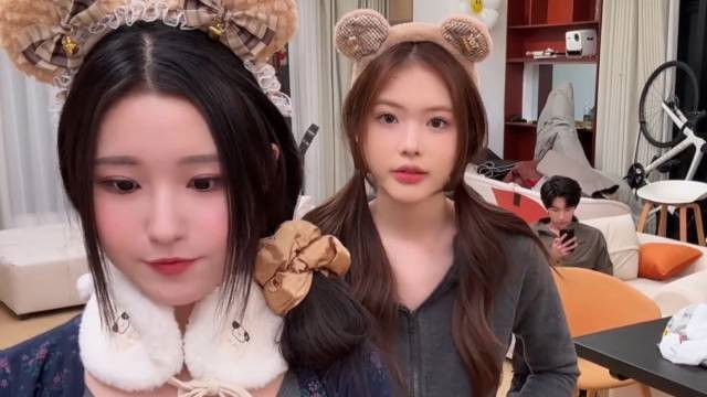 LIVE（V.）HOUSE - Season 0 Episode 20 : Episode 20