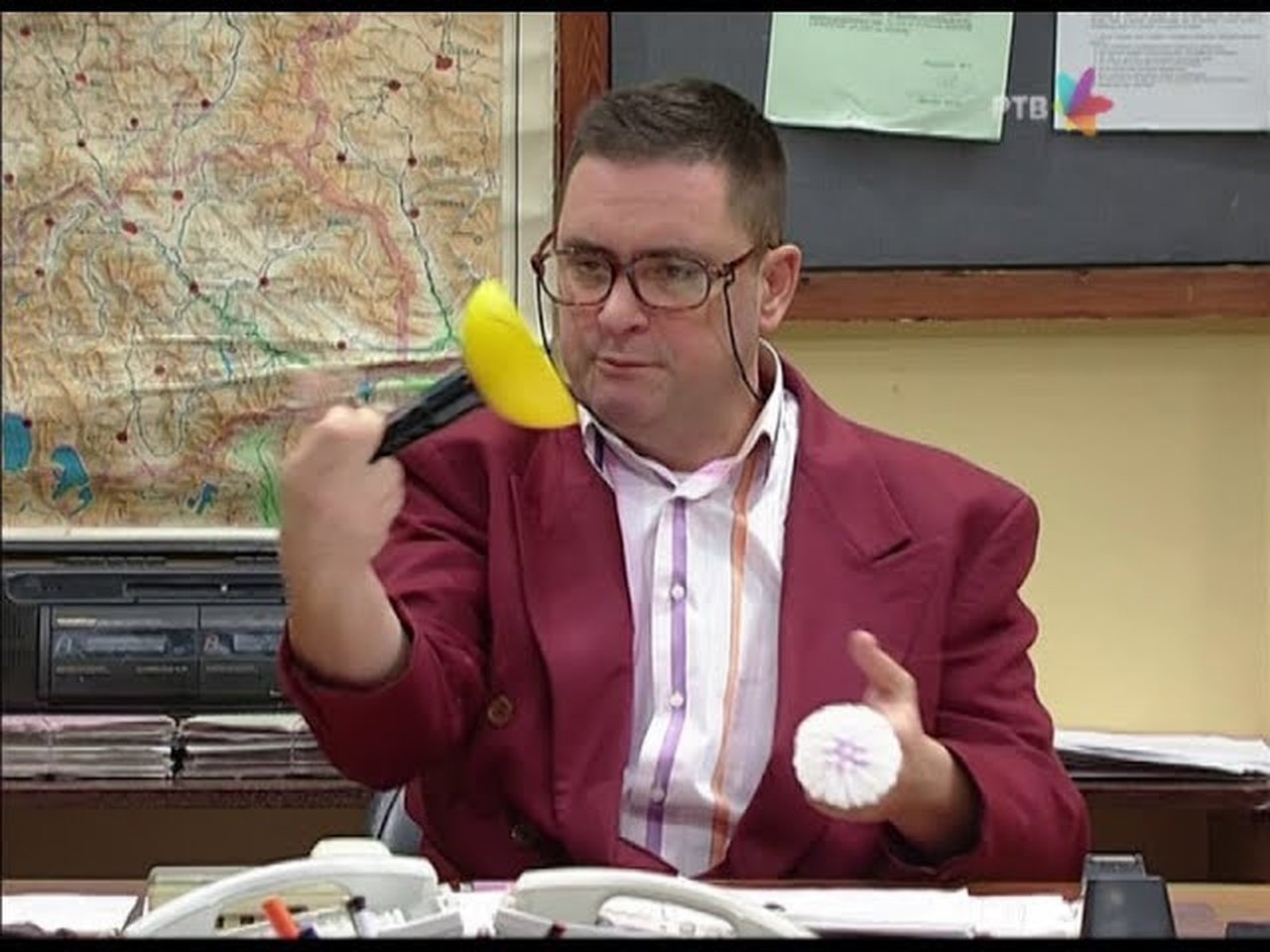 Government Job - Season 6 Episode 31 : 964 Velike sile
