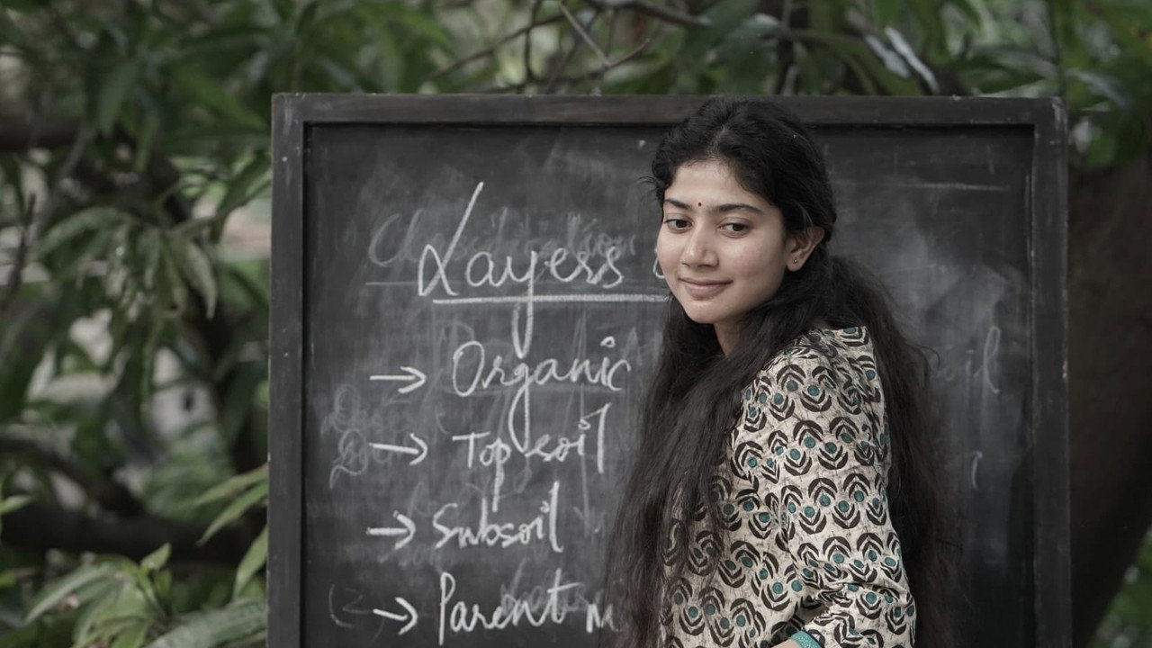 Gargi (2022) Hindi HD backdrop