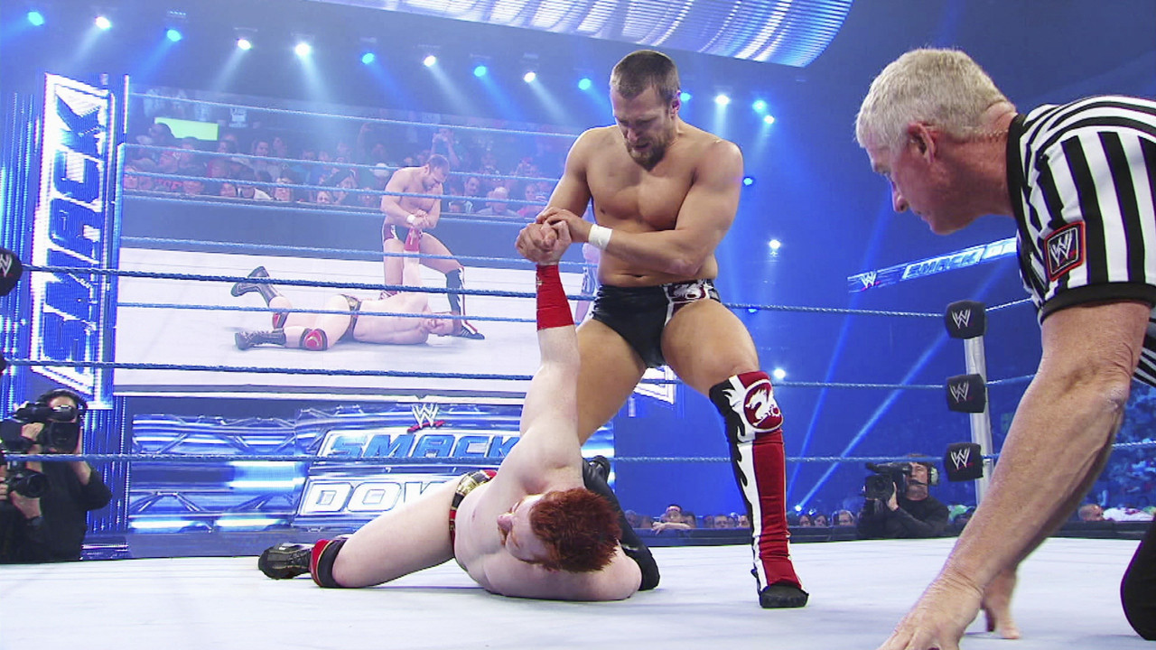 WWE SmackDown - Season 14 Episode 18 : SmackDown - May. 04, 2012