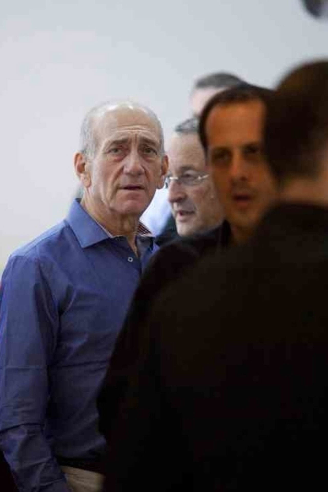 Olmert – Concealed Documentary Backdrop