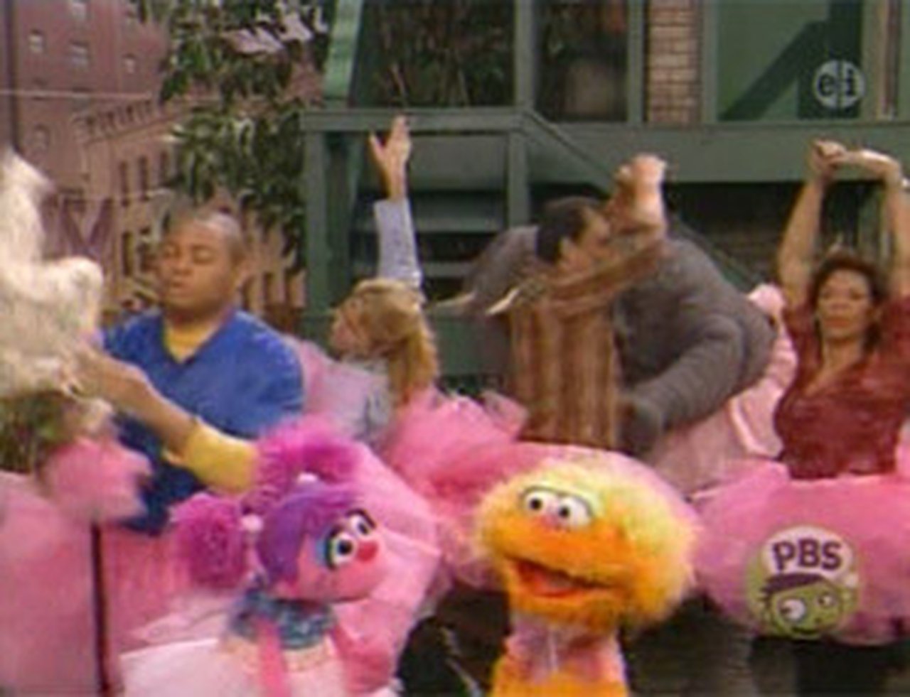 Sesame Street - Season 38 Episode 6 : The Tutu Spell