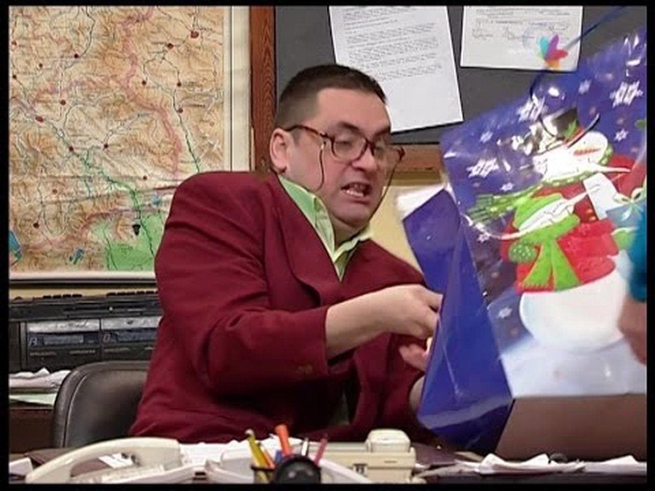 Government Job - Season 5 Episode 66 : 830 Zimska idila