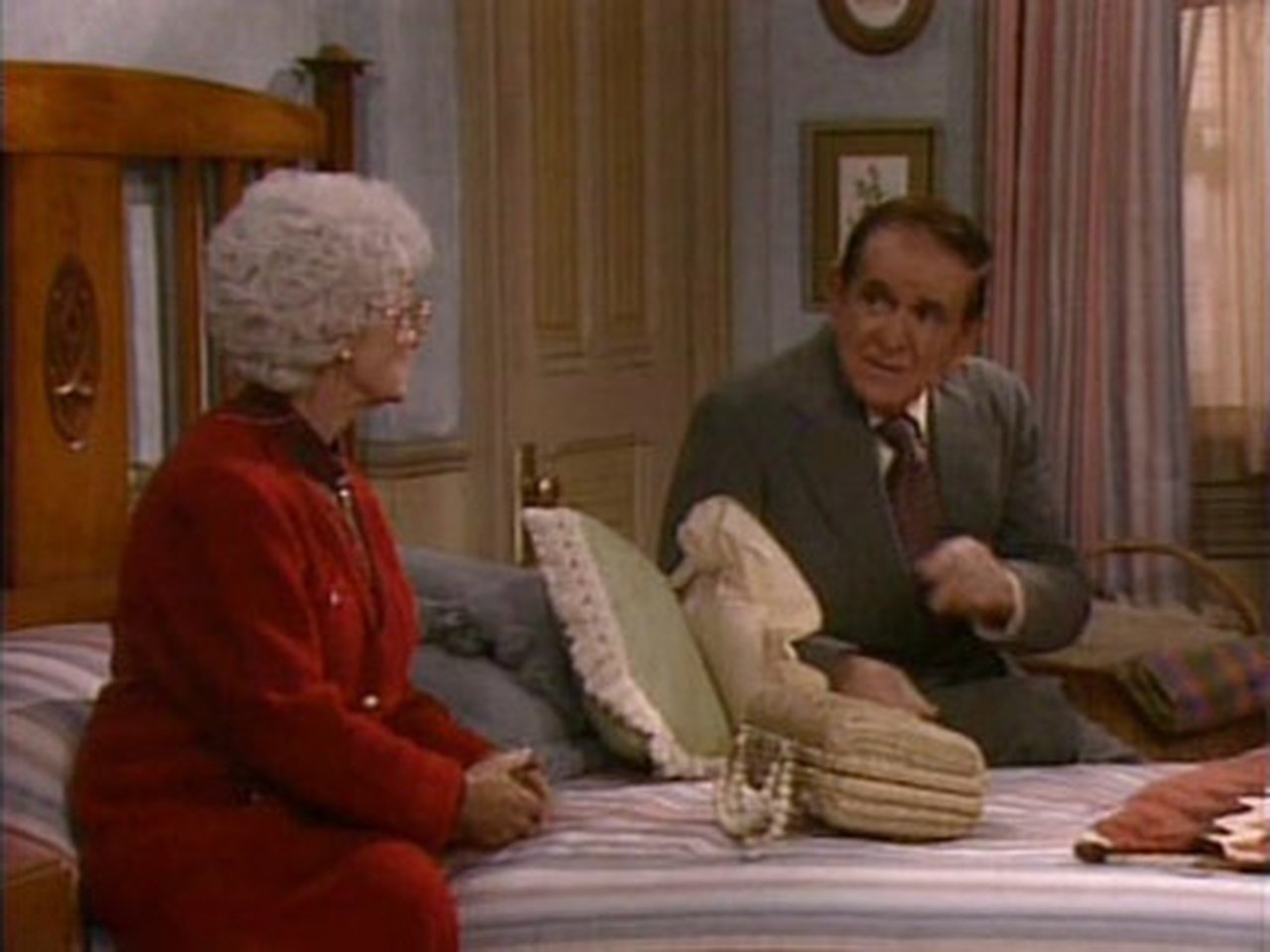 The Golden Girls - Season 5 Episode 16 : Clinton Avenue Memoirs