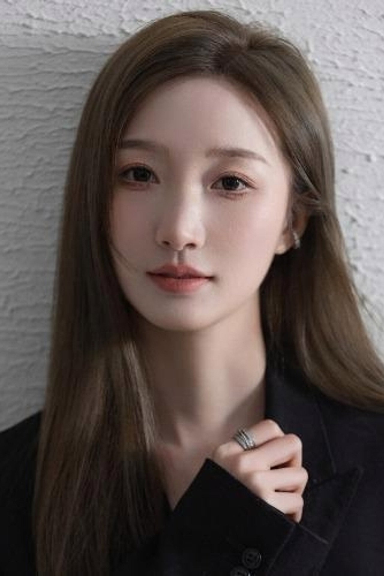 Portrait of Tong Jing