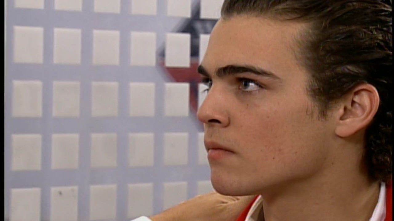 Rebelde - Season 1 Episode 70 : Obligado a vender droga