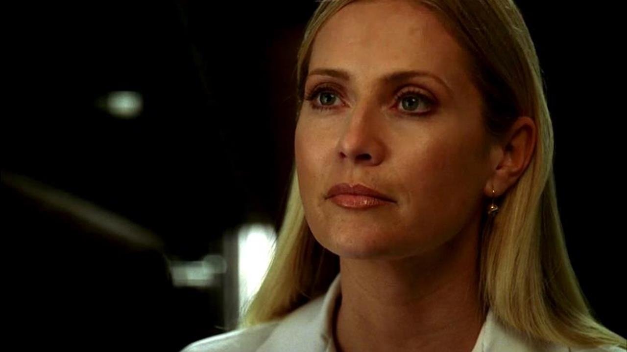 CSI: Miami - Season 3 Episode 24 : 10-7