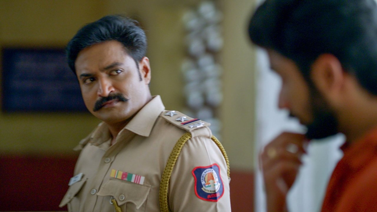 Police Police - Season 1 Episode 11 : Roasted by the Minister