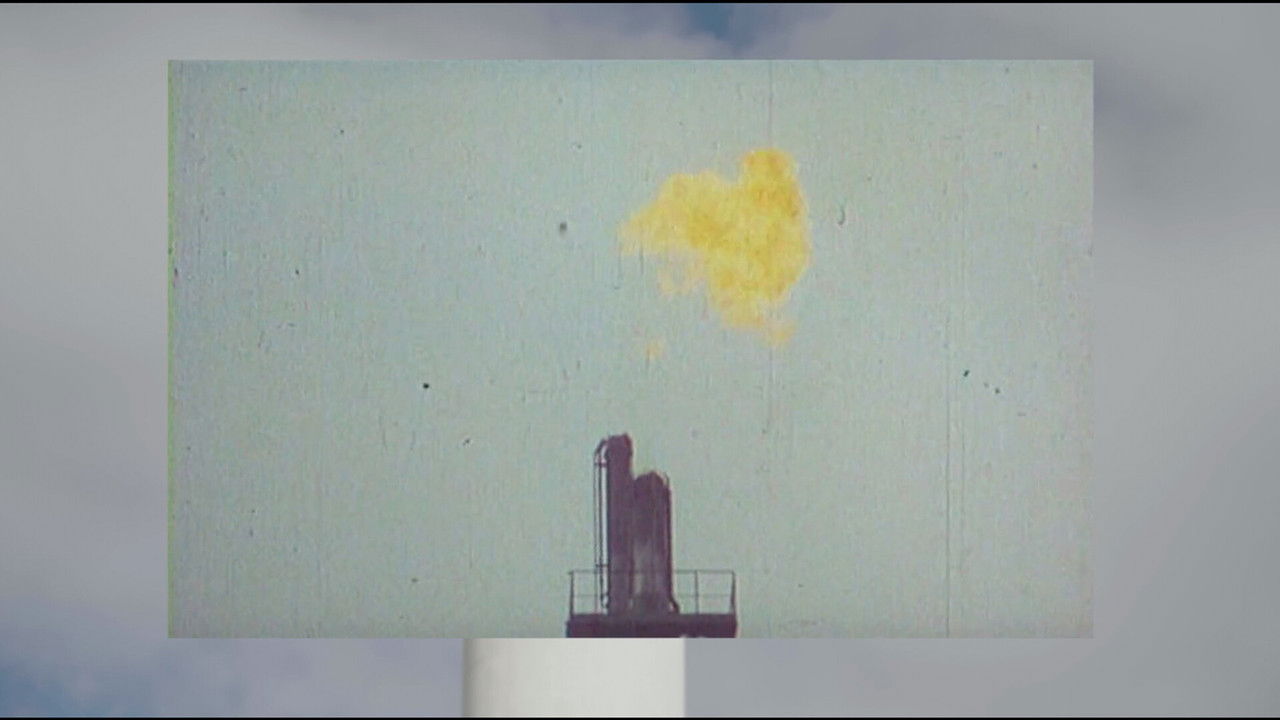 Mbyll sytë dhe imagjino: ARBEIT – një mendjeçarje me Harun Farocki backdrop