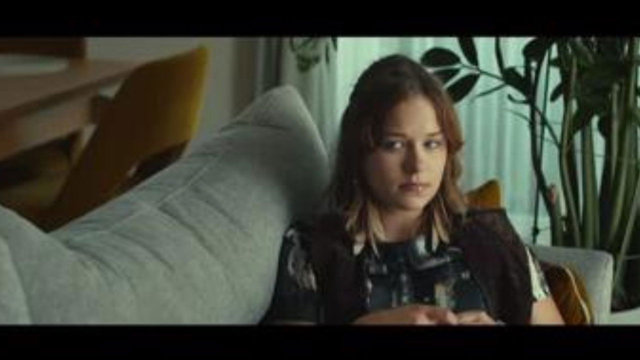 Pavojingi ryšiai - Season 1 Episode 40 : Episode 40