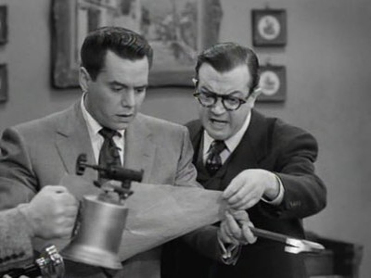 I Love Lucy - Season 1 Episode 27 : The Kleptomaniac