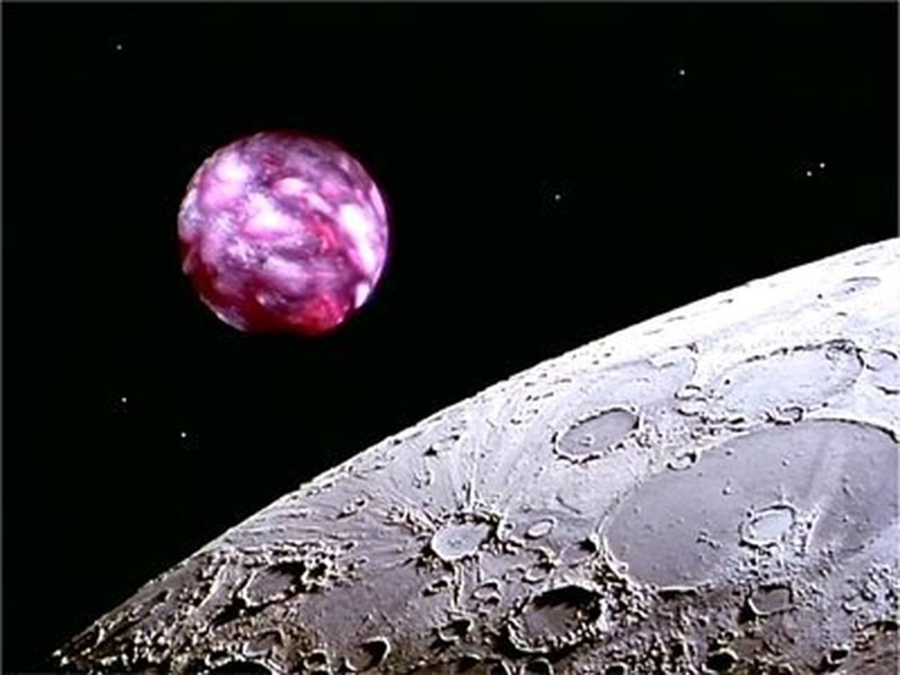 Space: 1999 - Season 1 Episode 11 : Guardian of Piri