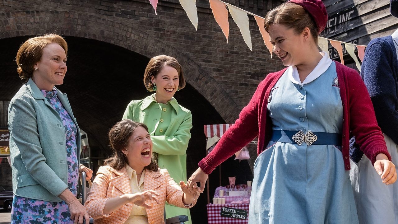 Call the Midwife - Season 13 Episode 1 : Episode 1