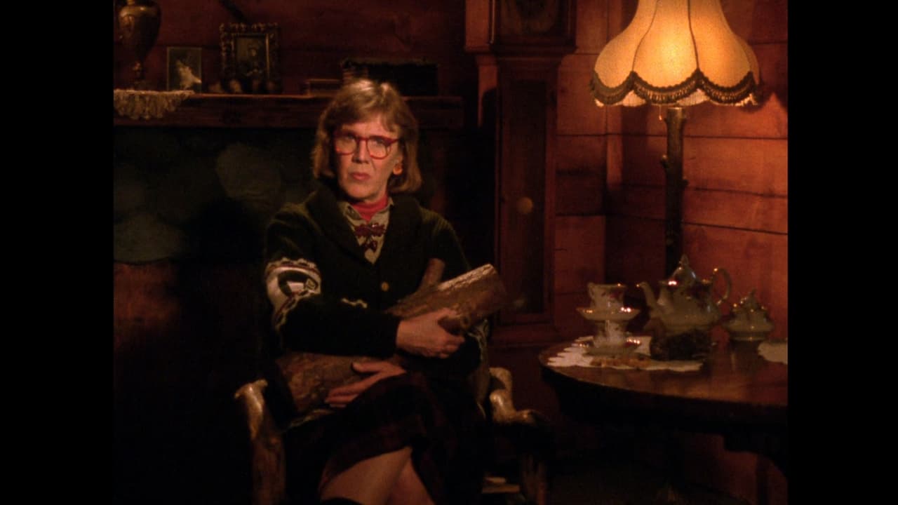 Twin Peaks - Season 0 Episode 63 : Log Lady Introduction - S02E17