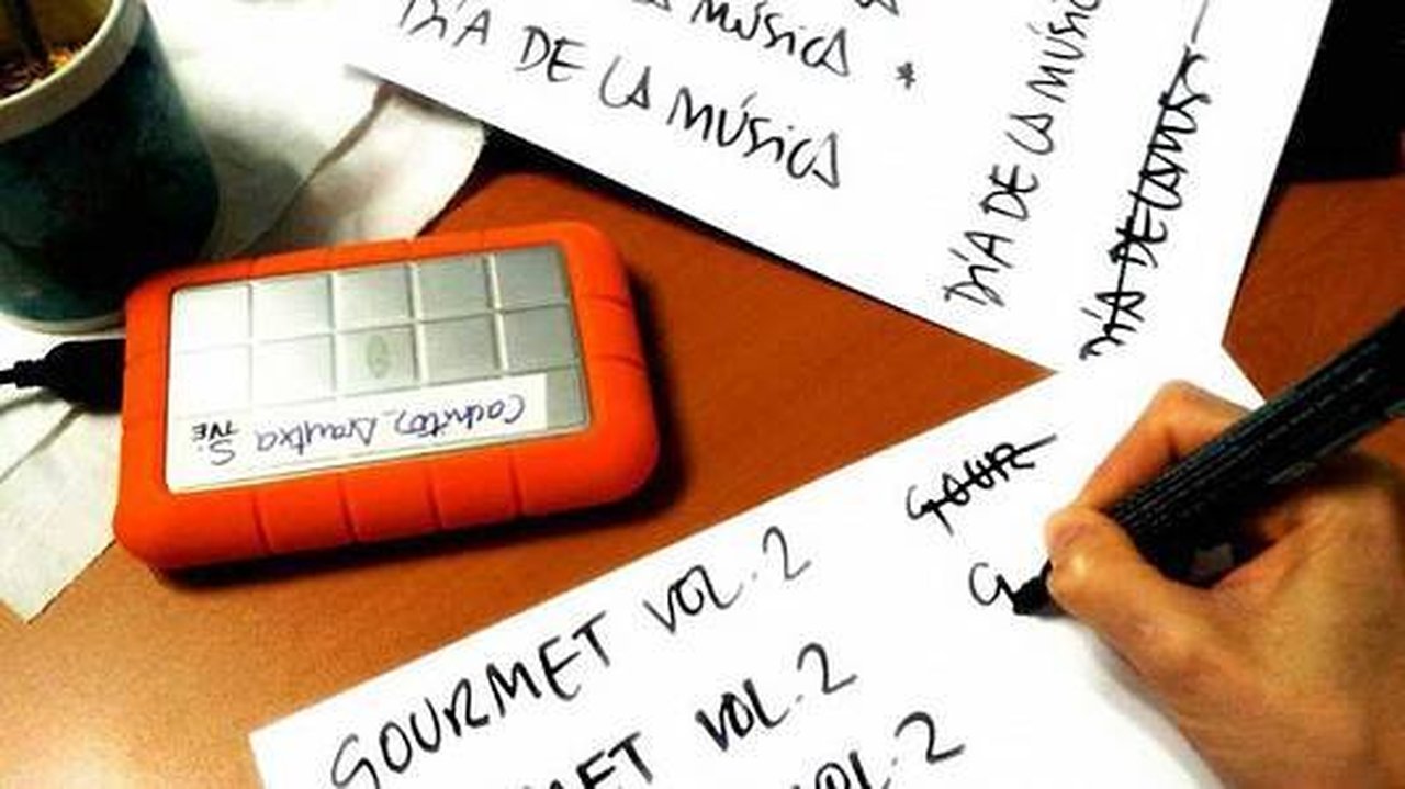 Cachitos de hierro y cromo - Season 2 Episode 13 : Episode 13