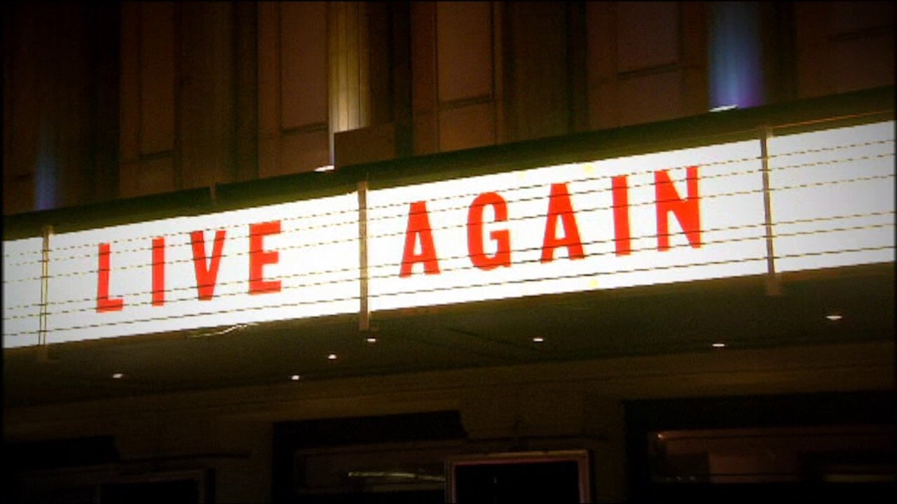 Scen från Jack Dee Live Again