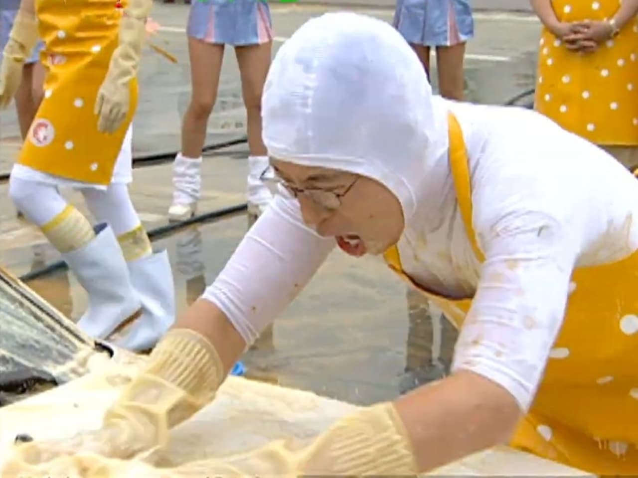 Infinite Challenge - Season 1 Episode 9 : Car-Washing Challenge