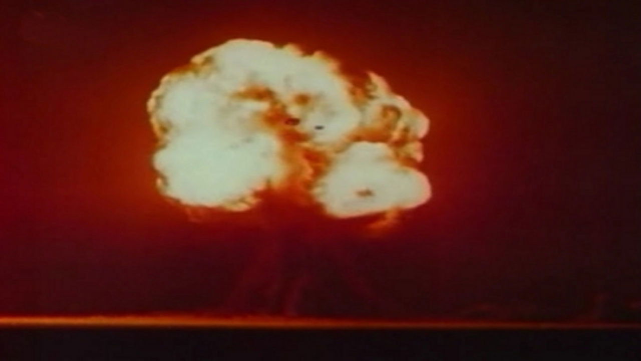 Histoire de Comprendre — 1945, naissance de la bombe atomique