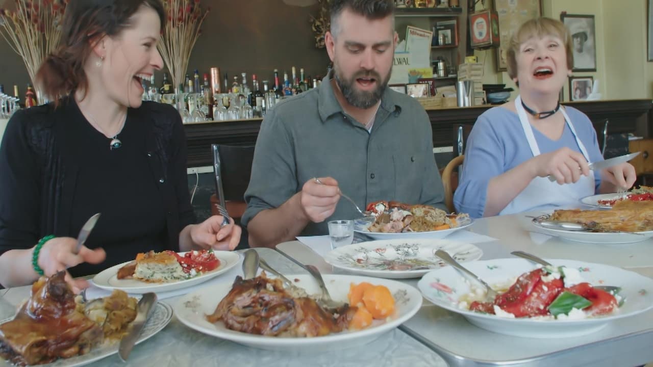 Wisconsin Foodie - Season 10 Episode 4 : Three Brothers | Serbian Fest
