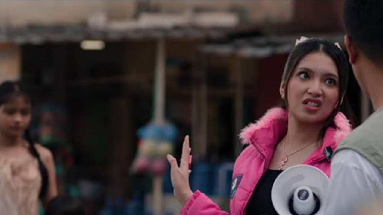 Siti Vampire still 7