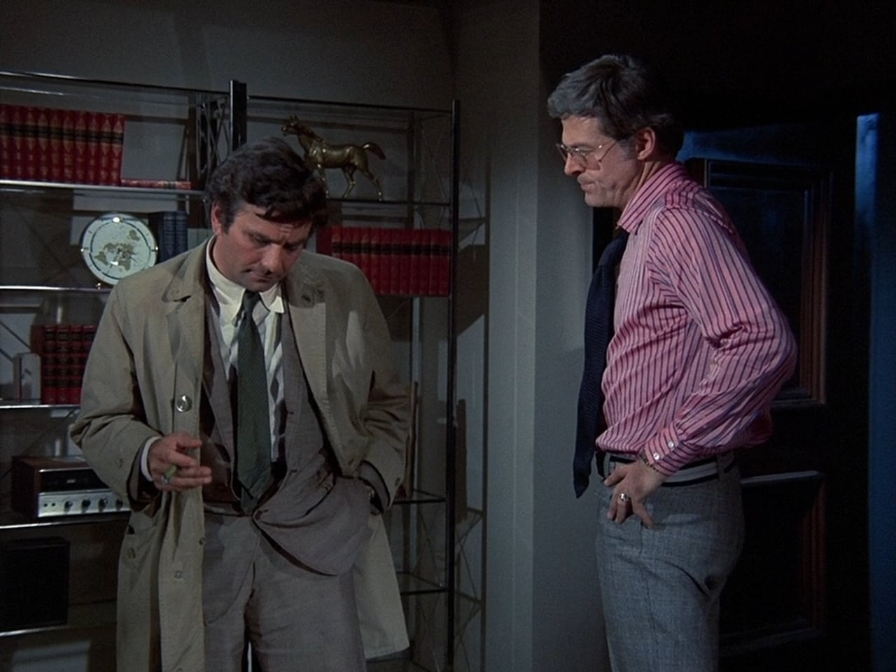 Columbo - Season 1 Episode 2 : Death Lends a Hand