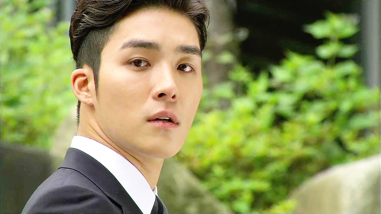 사랑만 할래 backdrop