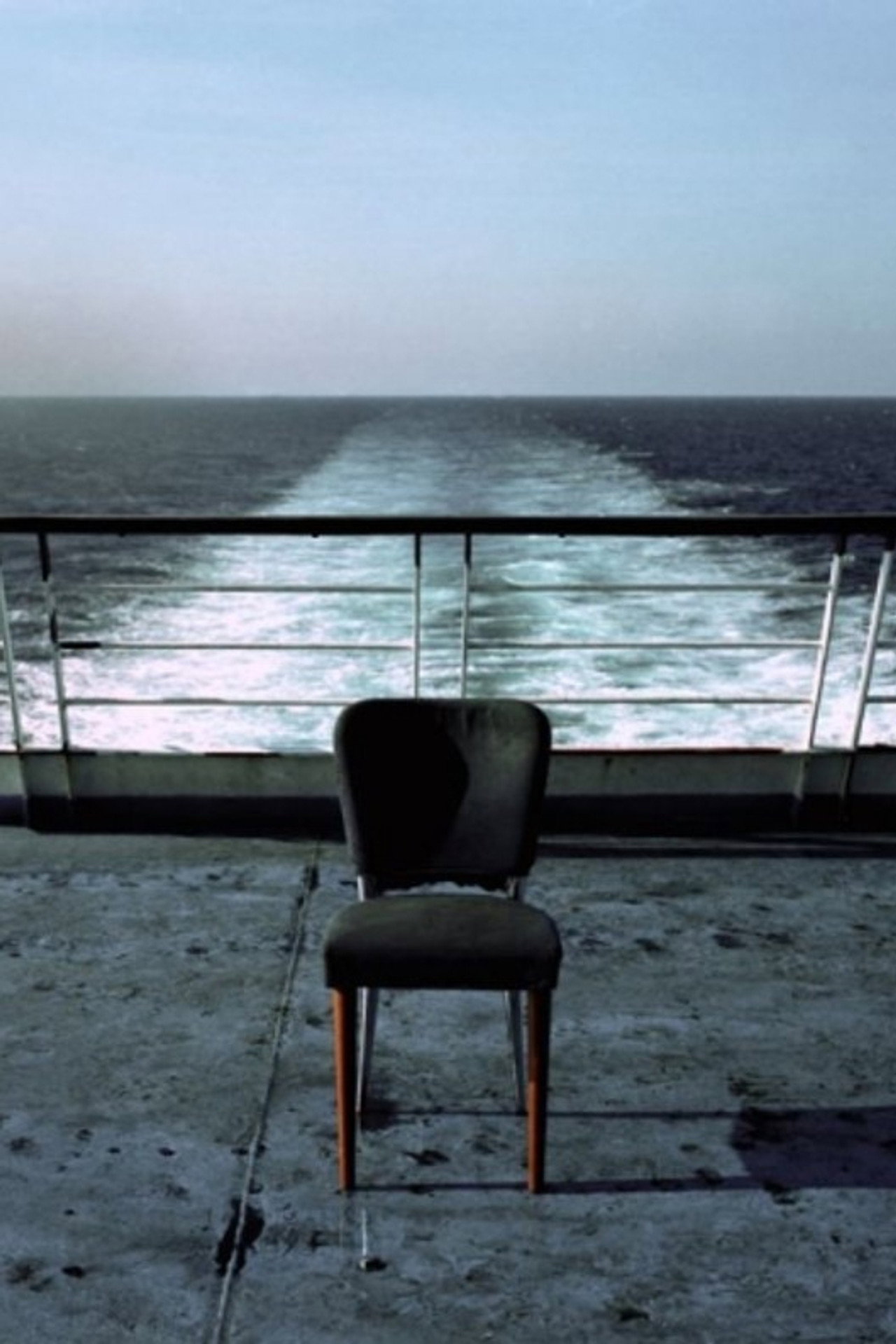 Lighthouse in the Sea of Time I filmaffisch