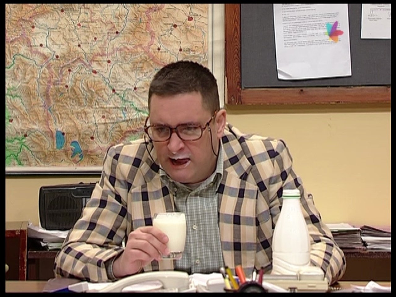 Government Job - Season 5 Episode 74 : 838 Boboljusak