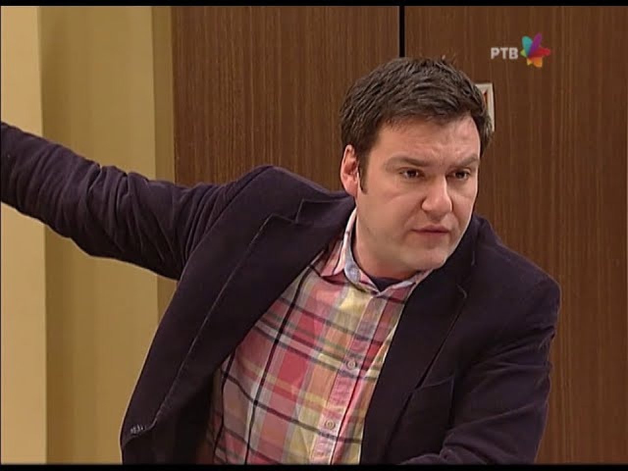 Government Job - Season 6 Episode 94 : 1029 Mali Beč