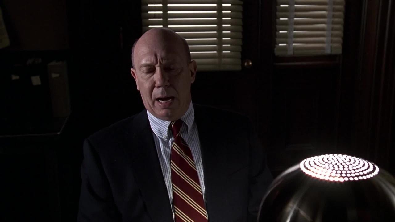 Law & Order: Special Victims Unit - Season 2 Episode 16 : Runaway